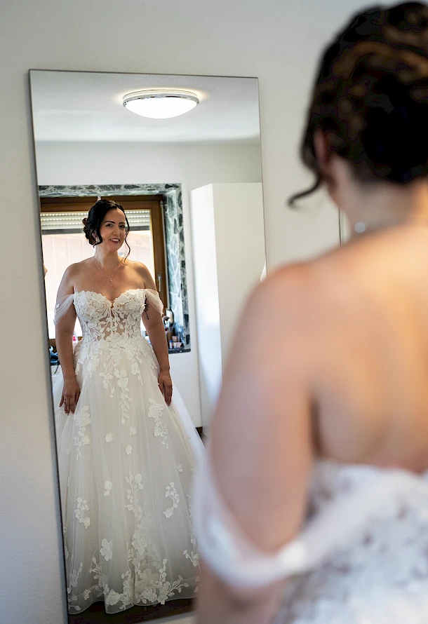 Getting Ready der Braut – emotionale Hochzeitsfotografie